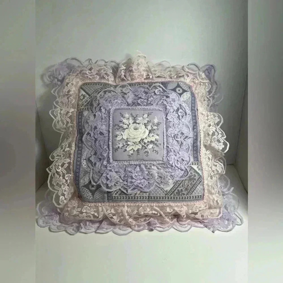 Vintage Cottage-core Lace Embroidered/ Quilted Pillow - Picture 1 of 6